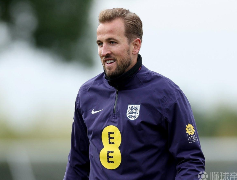 的首次亮相 的首次亮相