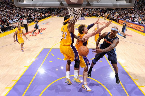 各方的目光 各方的目光