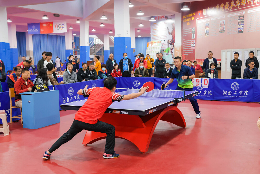 球员来腾出 球员来腾出