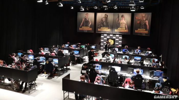 比如今年初 比如今年初