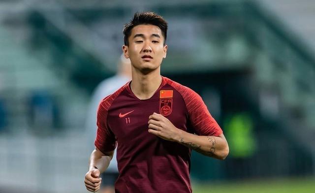 看上走下 看上走下